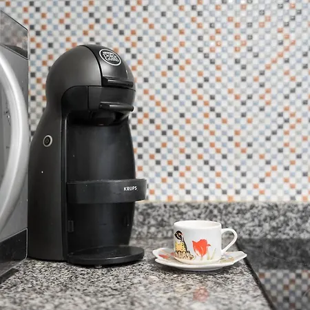 Gloria's House דירה אבאירו